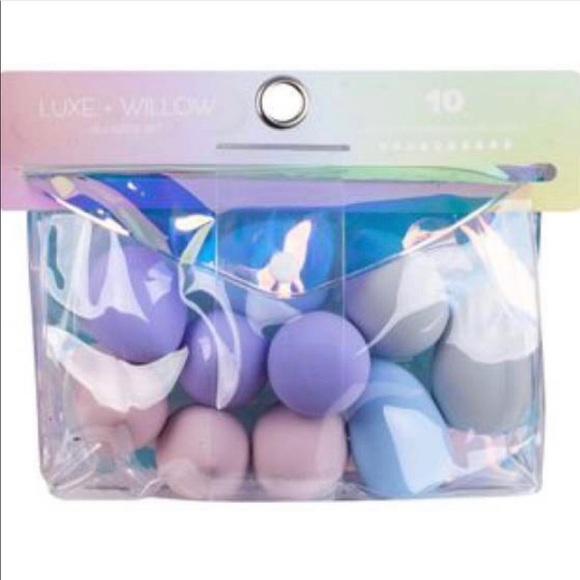 Luxe + Willow 10pc Blender Set and 2 Hank & Henry Beauty Sponges - Picture 2 of 3